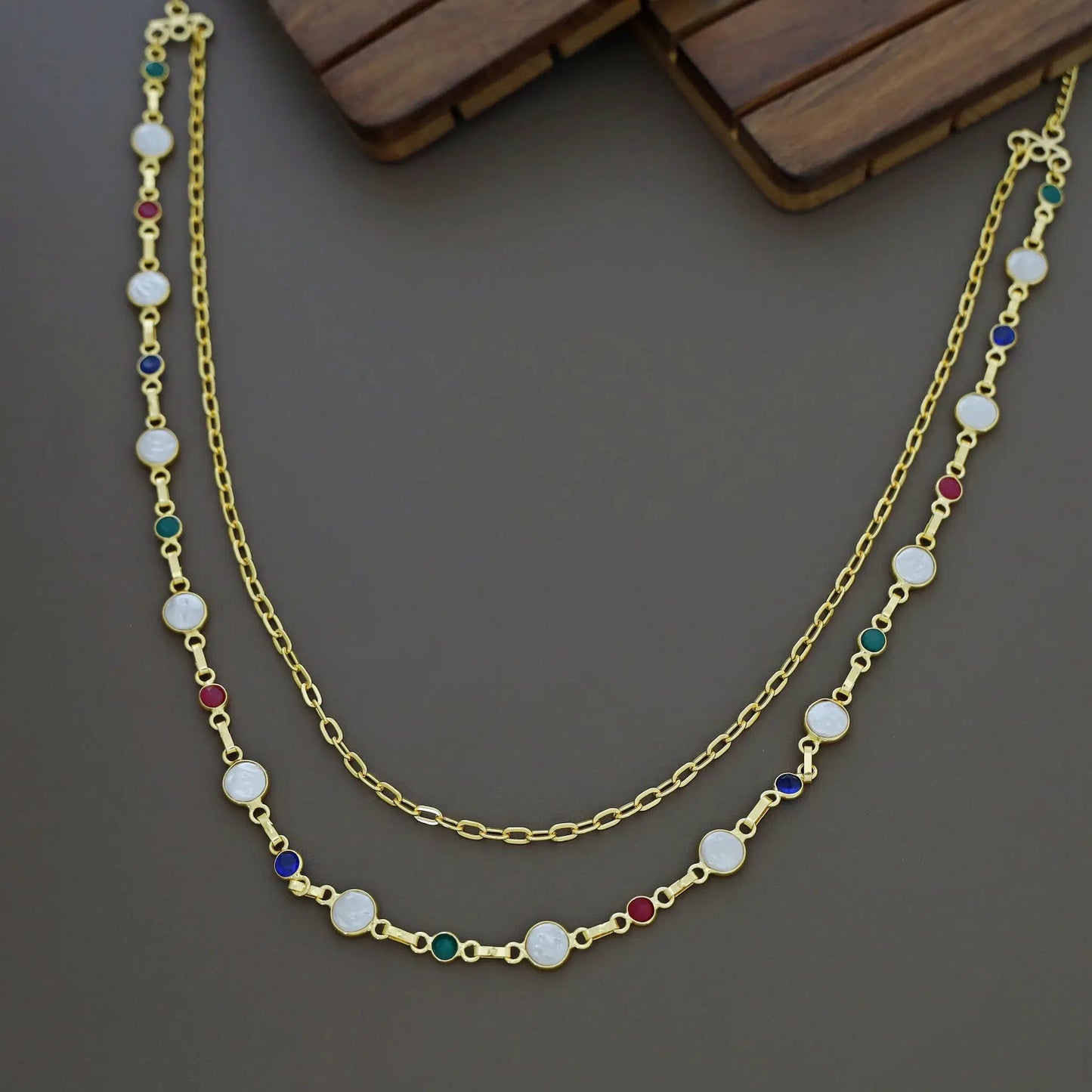 Glossy Baroque Neckpiece